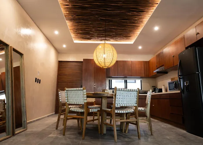 Magical 2 Penthouses & With 2 Private Pools And Jacuzzi